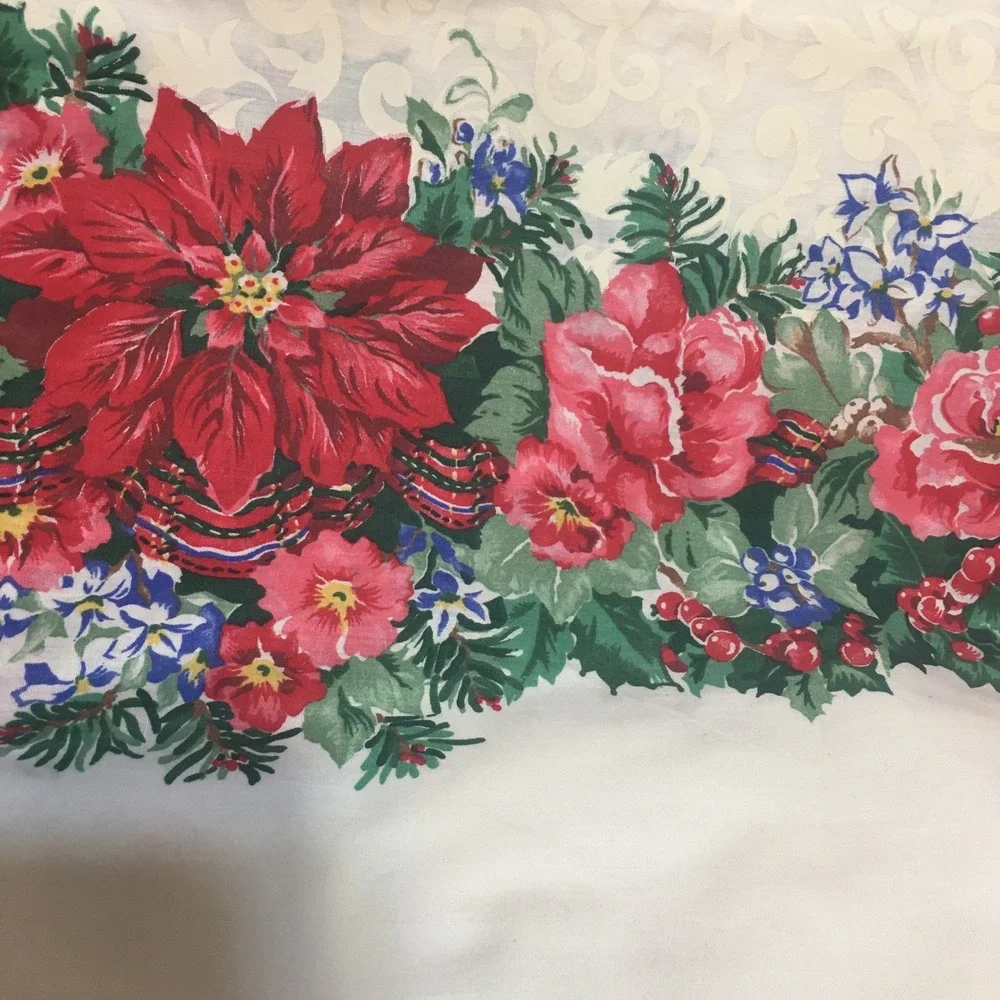 Vintage Christmas Poinsettia Border Rectangle Tablecloth 1995 80